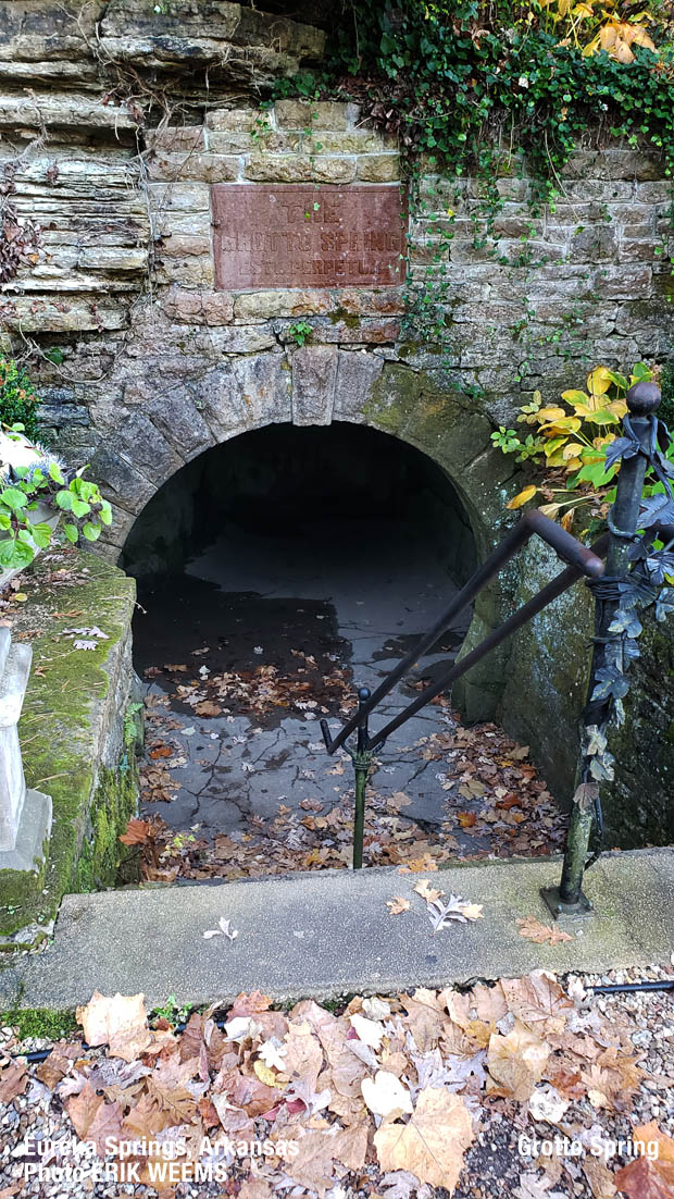 Grotto Spring Eureka Springs Arkansas Grotto Spring Eureka Springs Arkansas