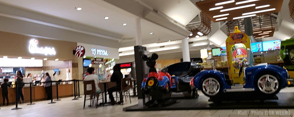 Food Court Mall